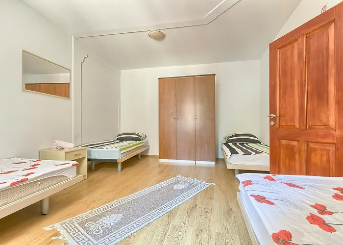 Hostel Pula 호스텔