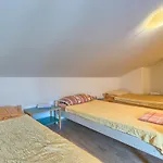 Hostal Hostel Pula *