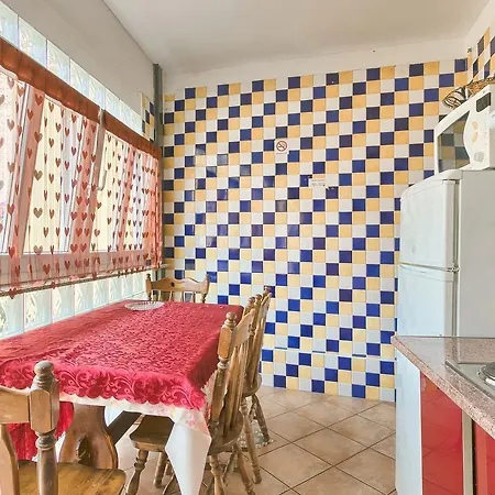 بيت شباب Hostel Pula *