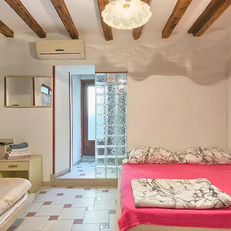 Hostel Hostel Pula