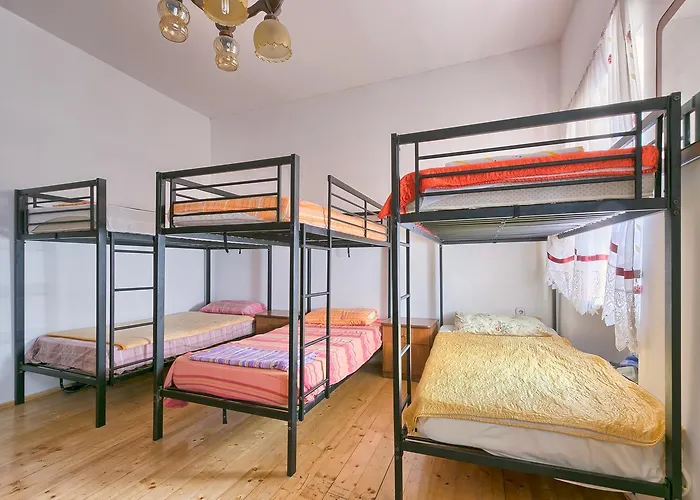 旅馆 Hostel Pula 普拉