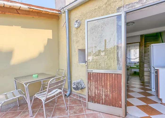 Hostel Pula 旅馆 普拉